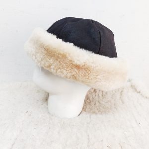 Gorro Couro Borda Pele - Imagem 4