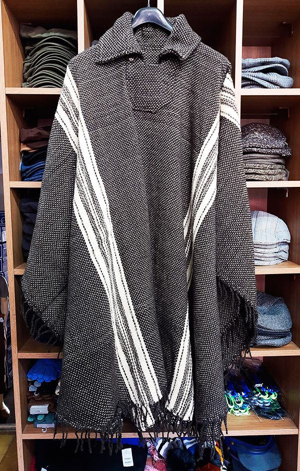 Poncho Artesanal Lã - Imagem 3